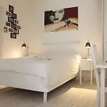 Big Johnny B Frühstückspension 4*