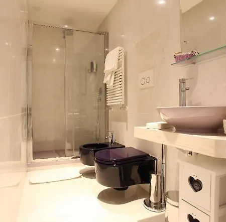 Big Johnny B 4* Roma