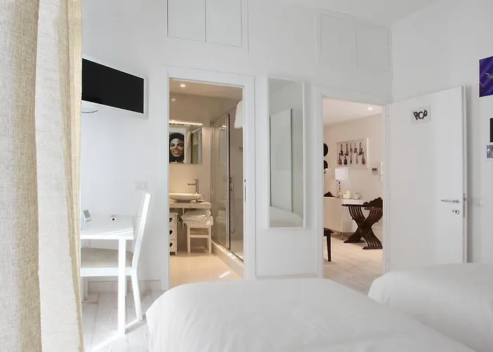 Big Johnny B 4* Ρώμη