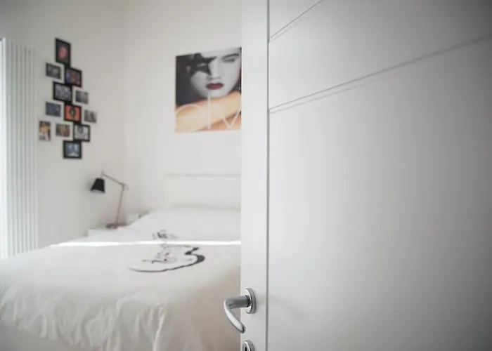 Big Johnny B Bed and Breakfast